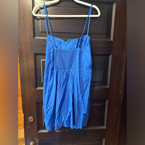 Urban Outfitters Linen Dress - Picture 2 of 4